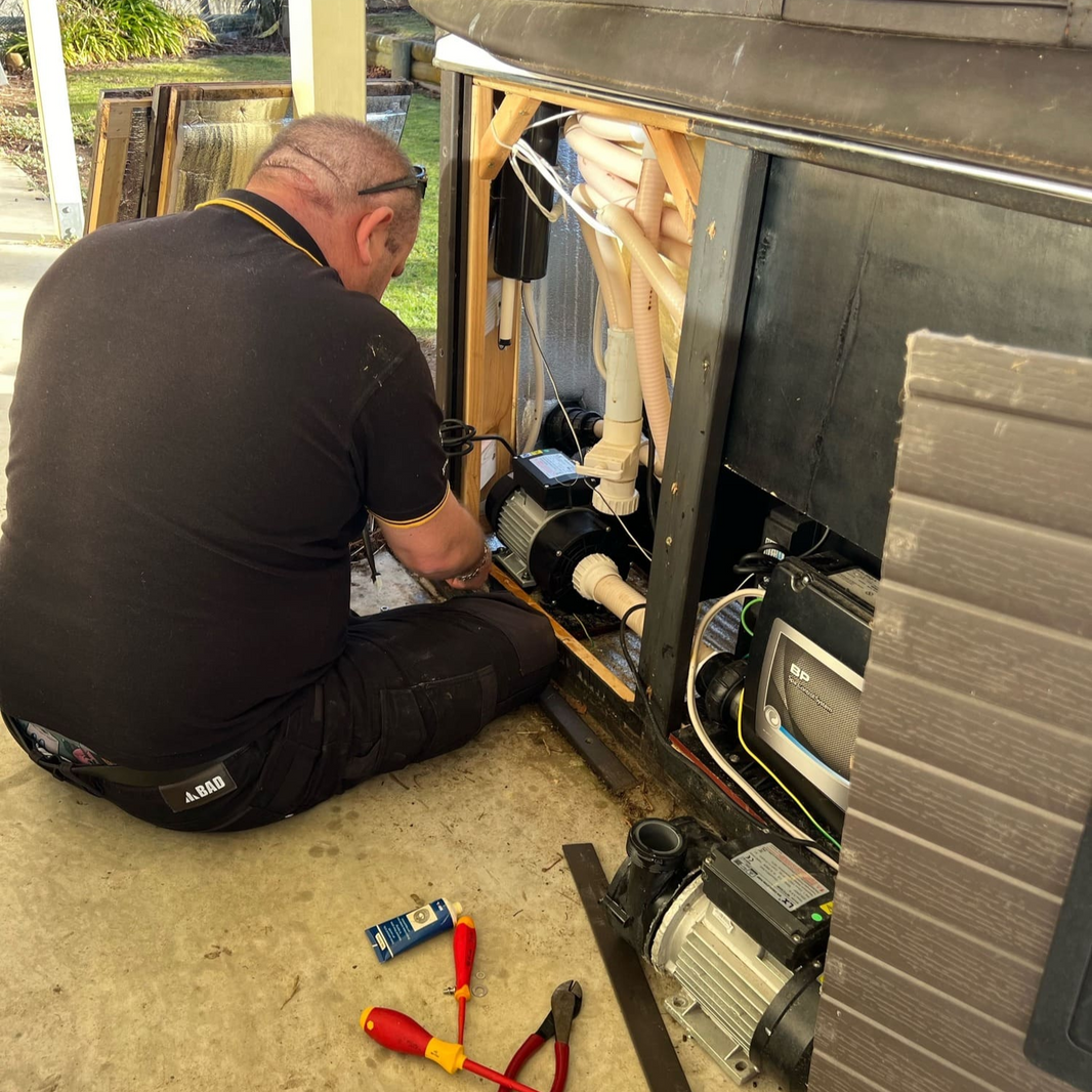 Spa Pool Repairs | Paul MacDonald - Spa Expert – Velocity Spas